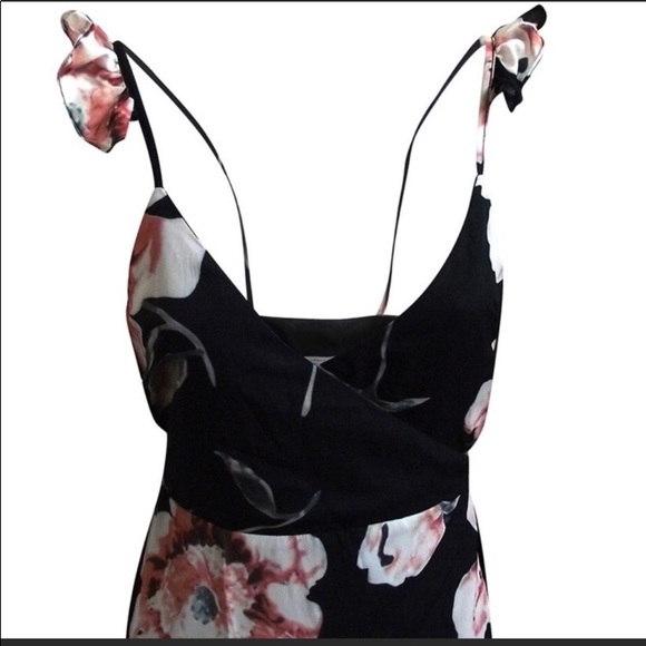 🌺🌺2 Way Wrap Dress🌺🌺 - Picture 3 of 7